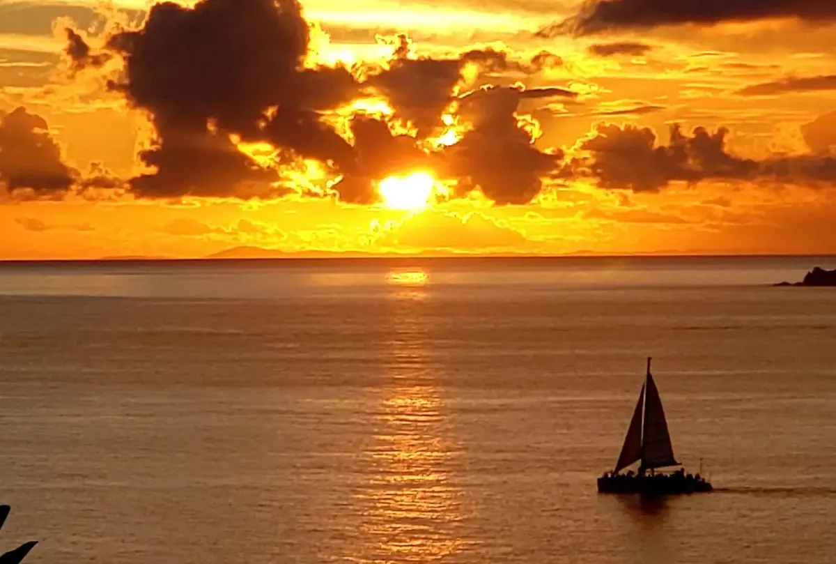 Luxury Catamaran Champagne Sunset Sail